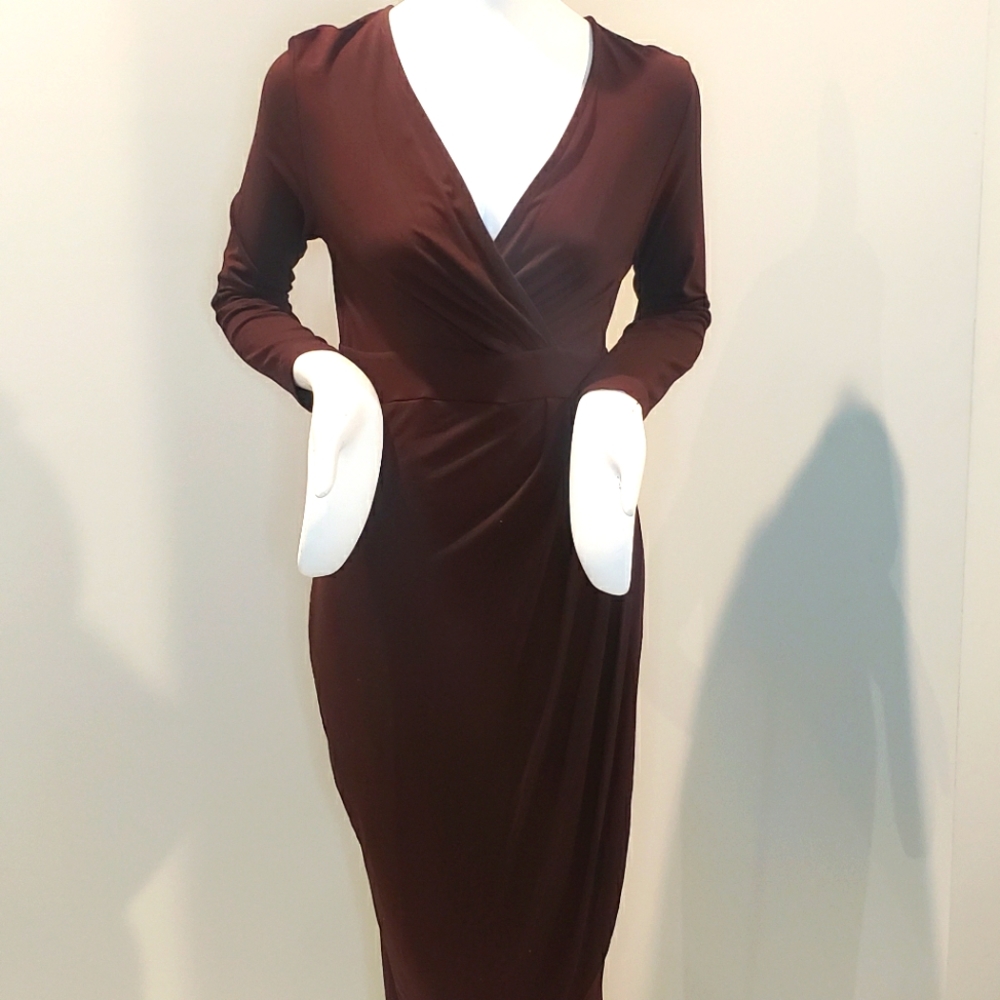 Womans brown dress for fall